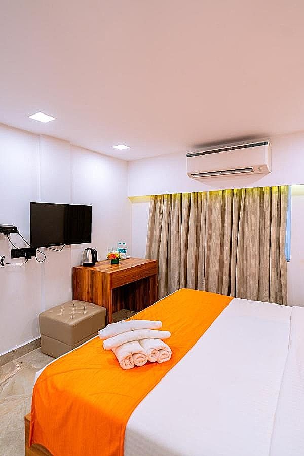 HOTEL CALANGUTE CASTLE  Executive Room Double Bed 5