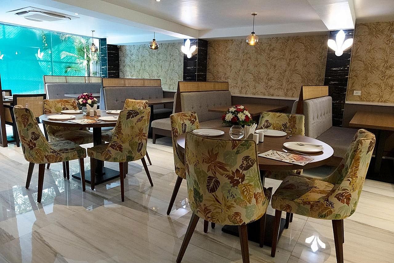 Food & Dining