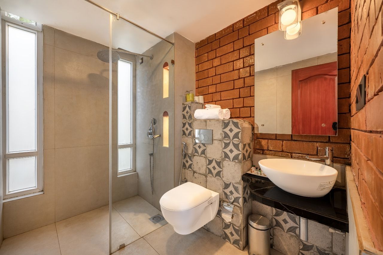 Super Deluxe Premium