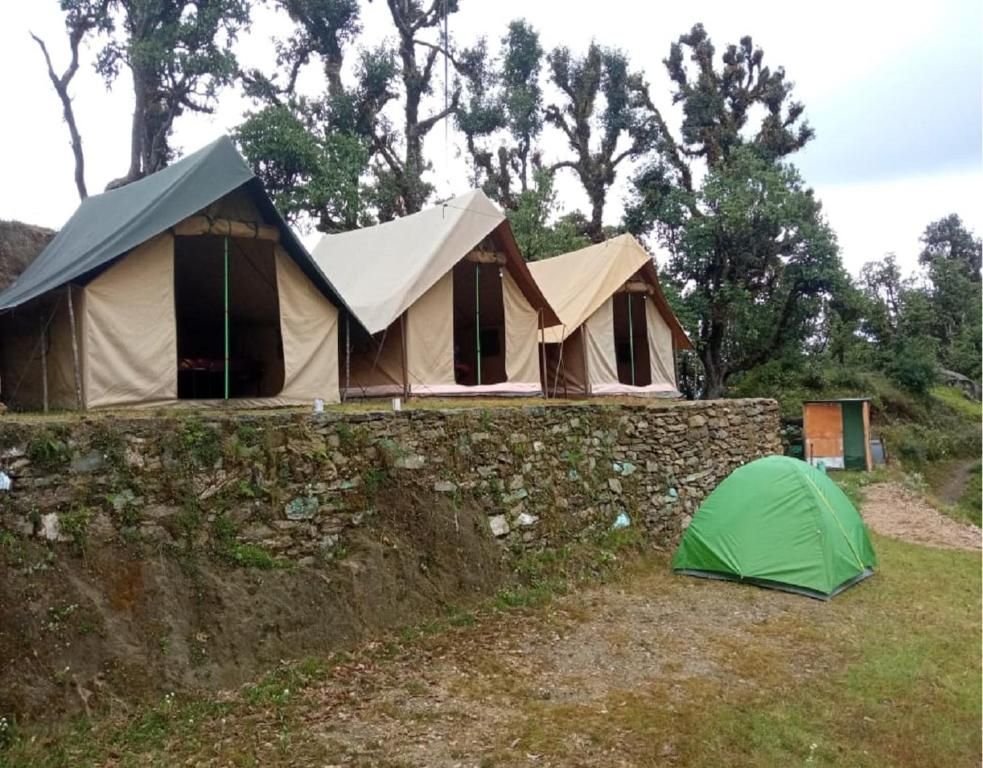 Deoriatal Adventure Camping