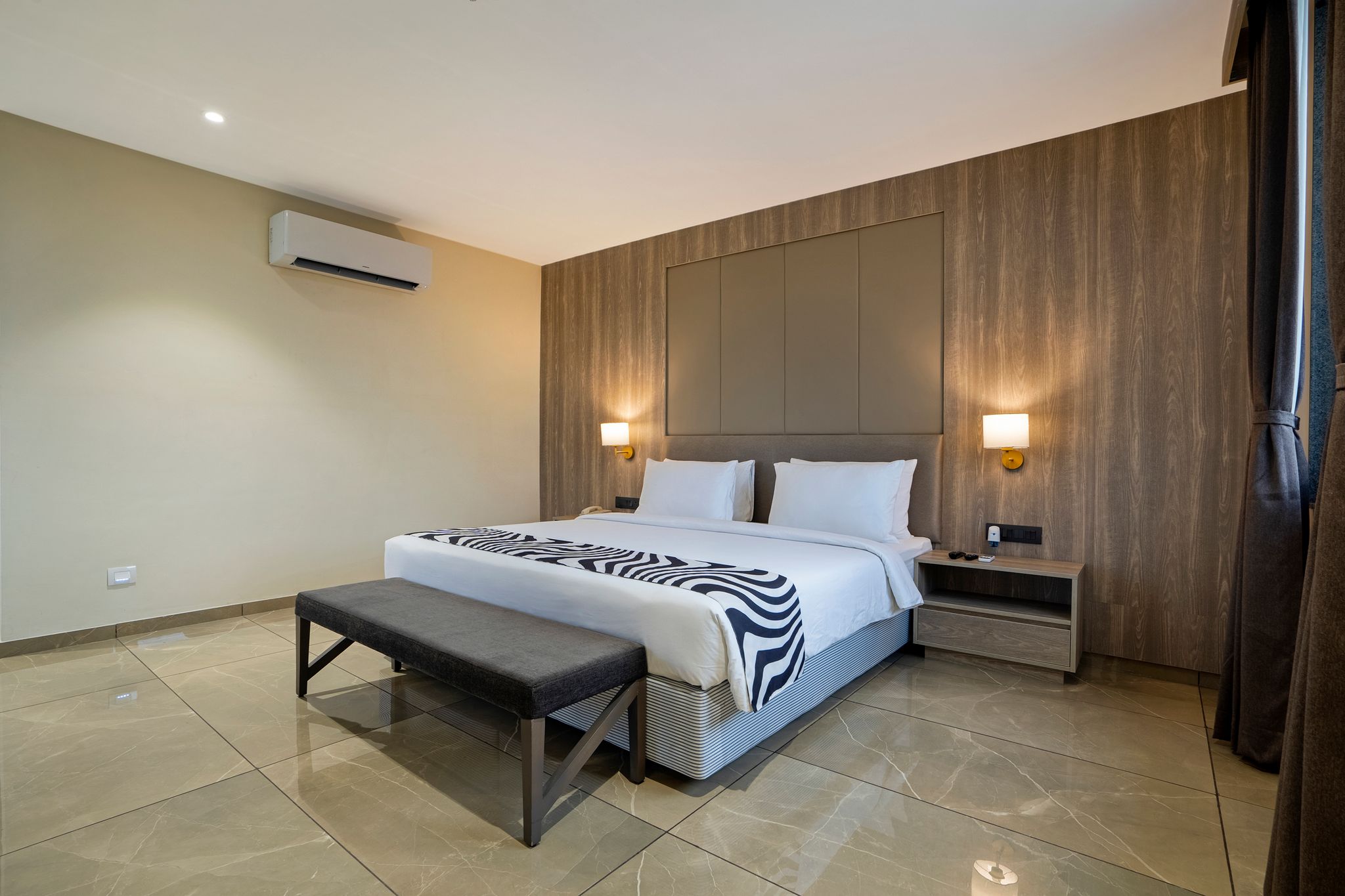 Sunday by CheckIn Hotel Vadodara Deluxe 3