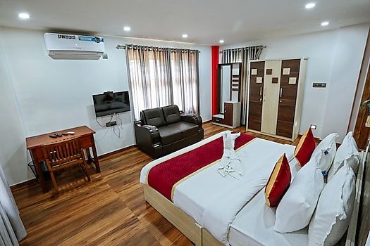 Deluxe Ac Room