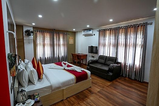 Deluxe Ac Room