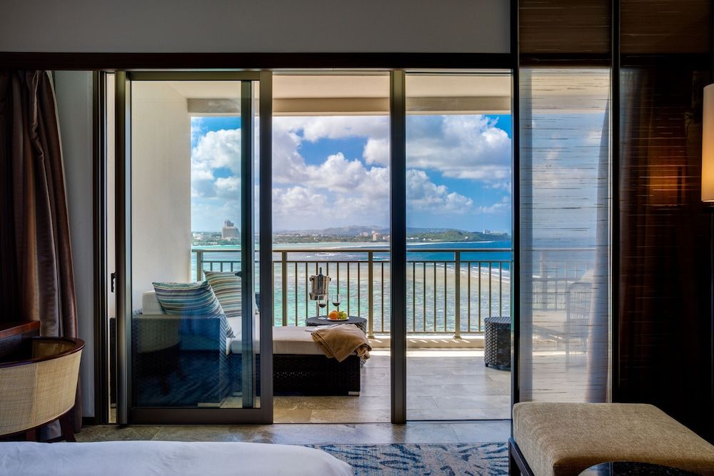 The Tsubaki Tower Camellia Room 4