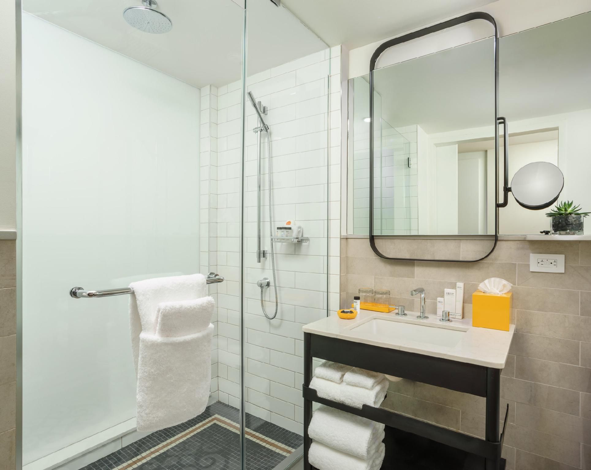 undefined Hotel Indigo Lower East Side New York by IHG 8