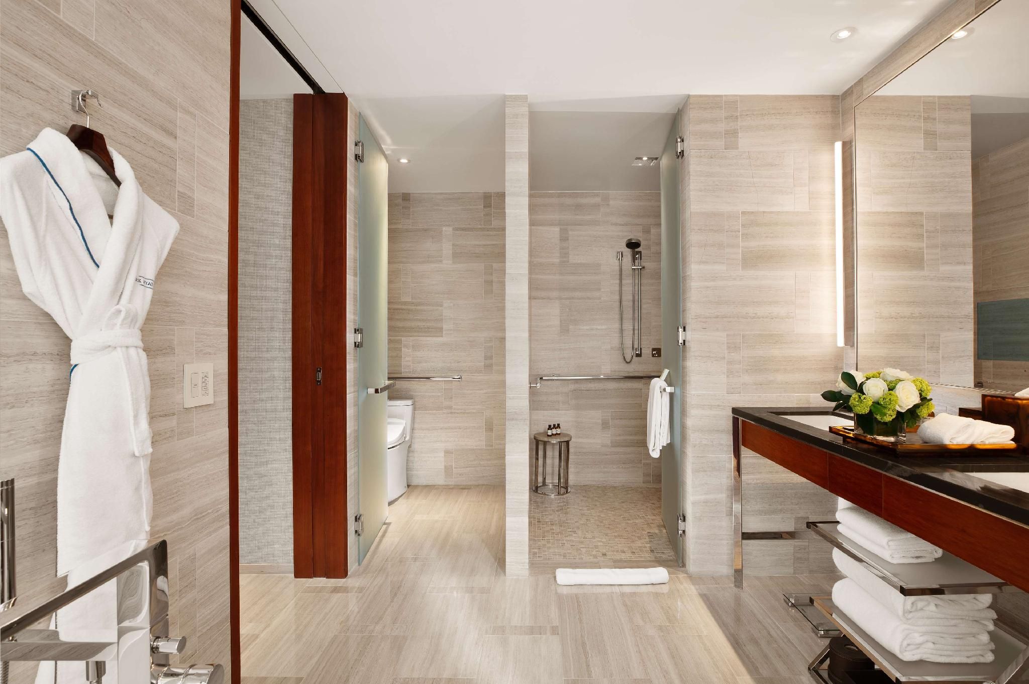 1 Bedroom Terrace With ADA Shower
