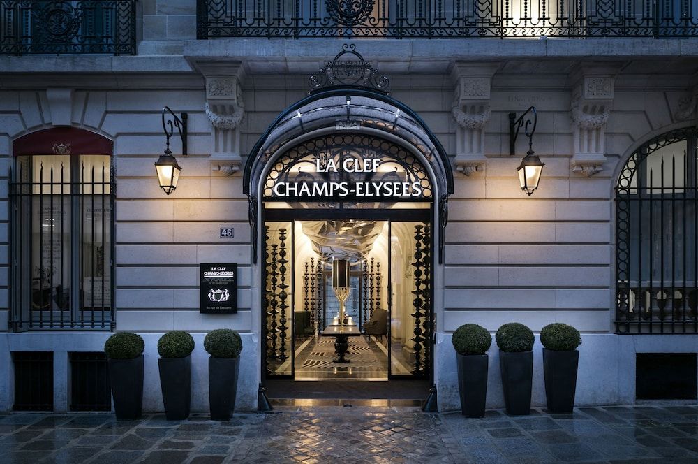 Front of property - evening/night