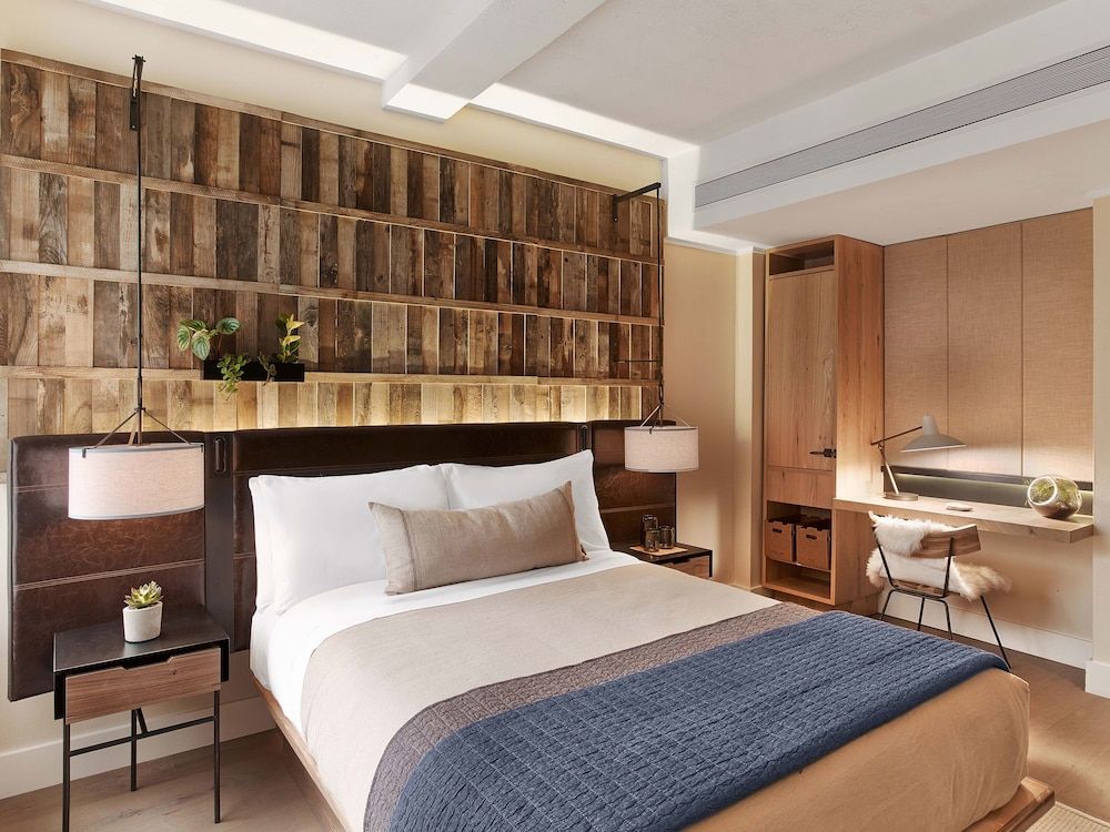 1 Hotel Central Park Room, 1 Queen Bed (Alcove) 2