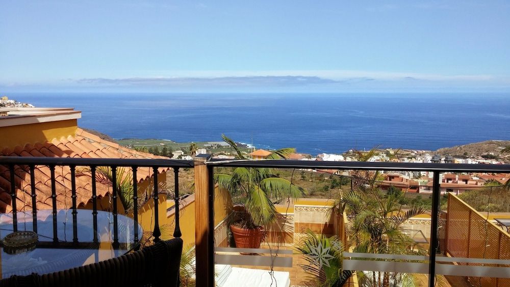 Apartamentos Estrella del Norte Superior Apartment, Terrace, Sea View 6