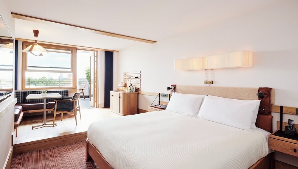 Studio Suite, Terrace