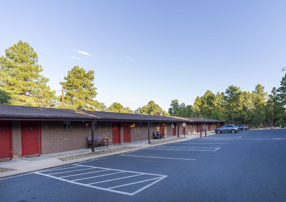 undefined Yavapai Lodge 9