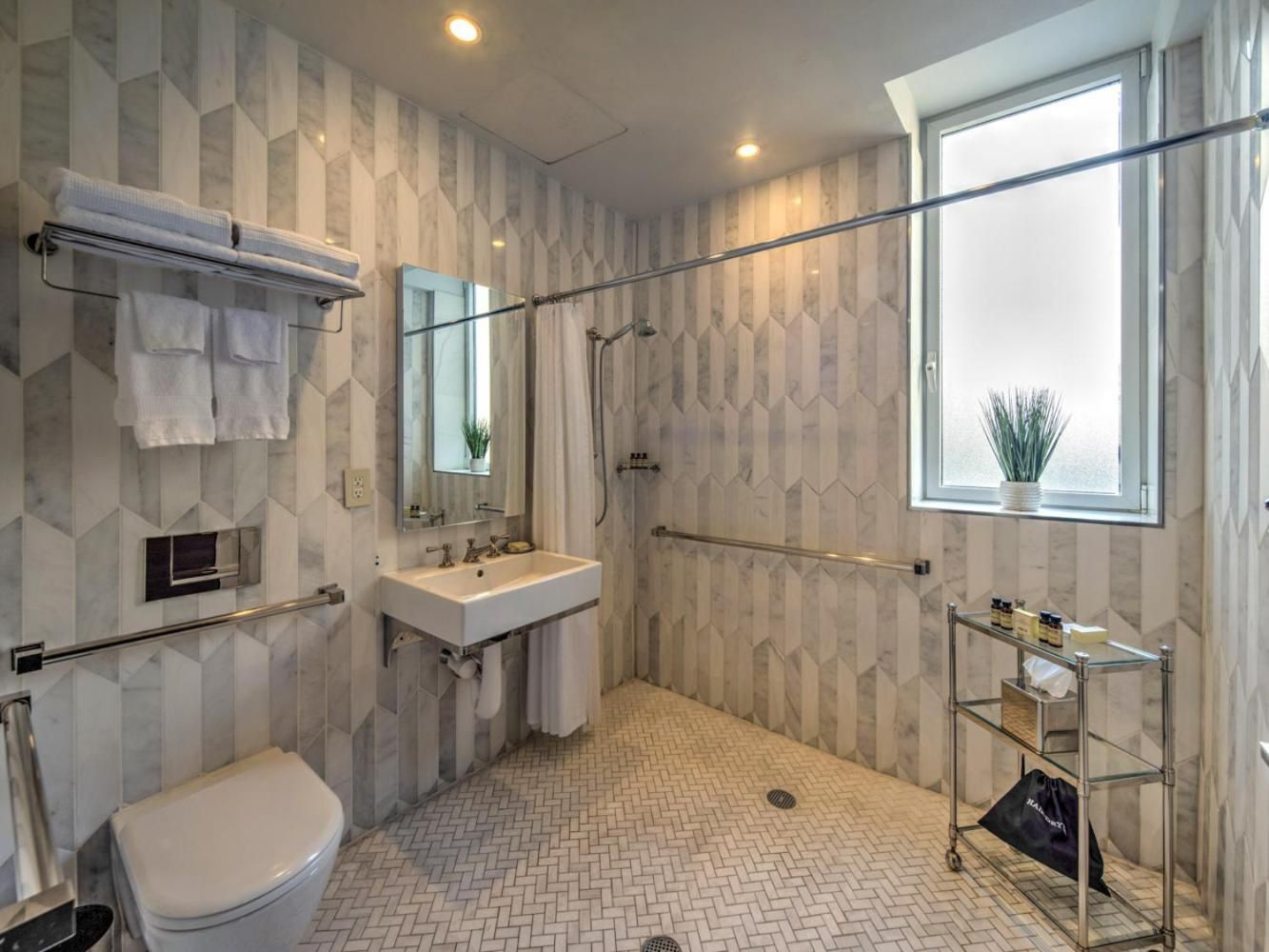  Two Bedroom Suite Accessible