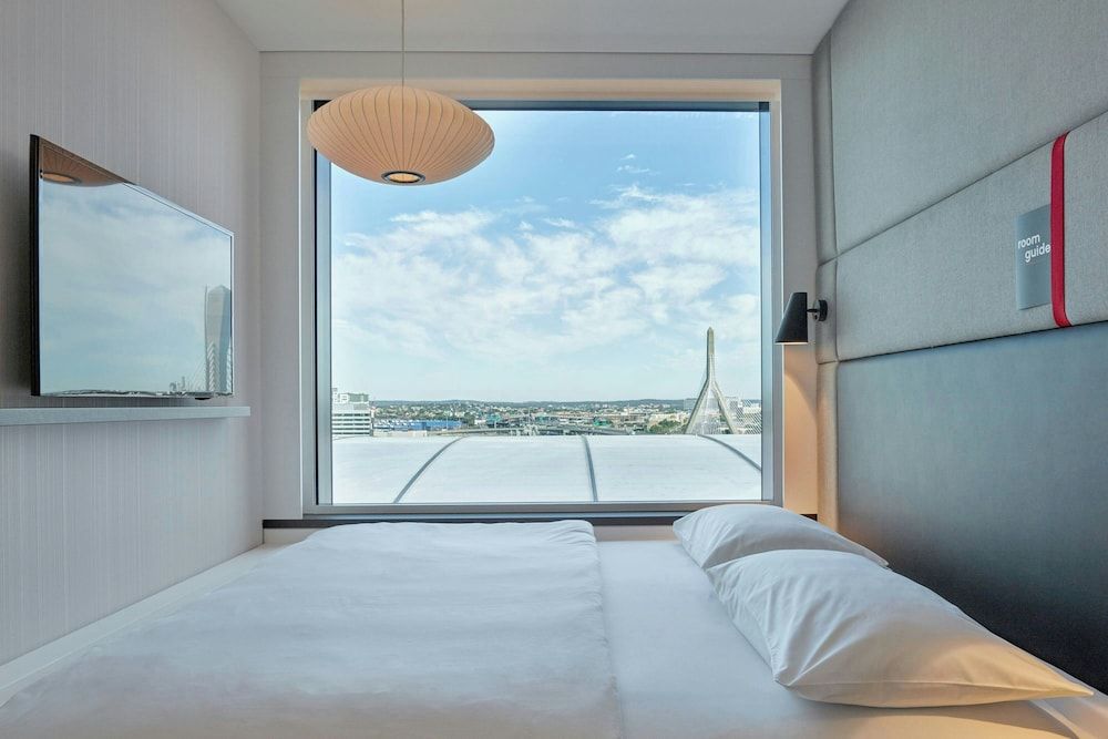 citizenM Boston North Station Room, 1 King Bed (High Floor)