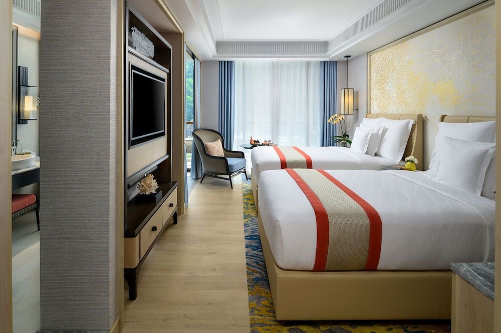 InterContinental Phuket Resort by IHG Classic Room, 2 Twin Beds, Pool View 2