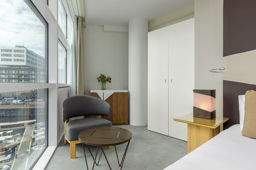 Room Mate Aitana, Amsterdam Room, 1 Queen Bed (Cosy) 7