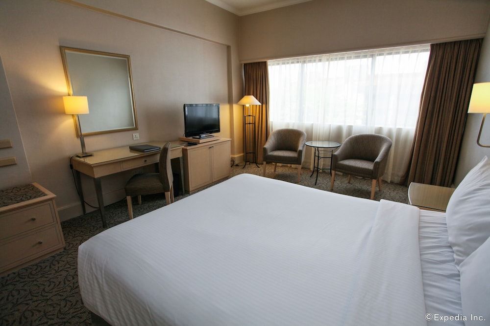 York Hotel Superior Twin Room 6