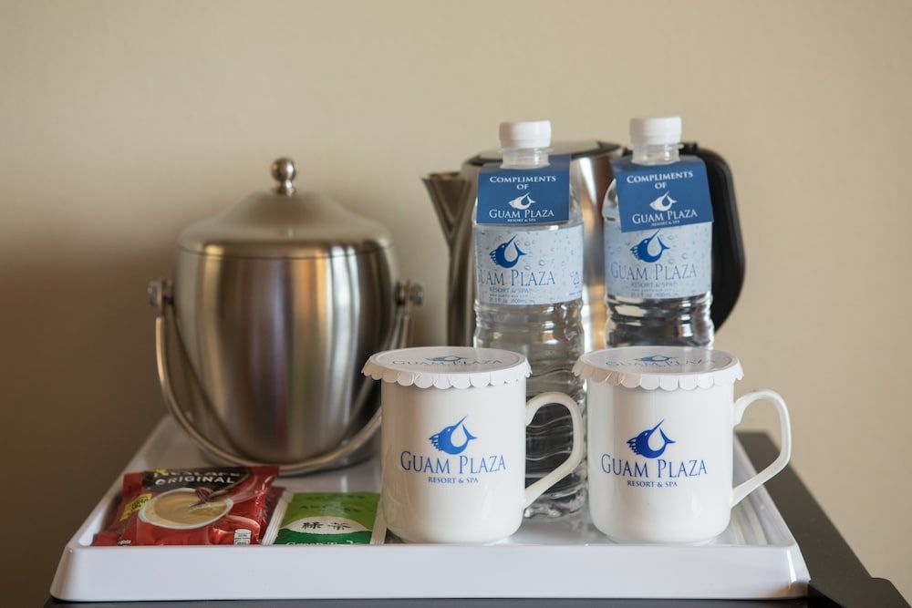 Guam Plaza Resort Suite King 4