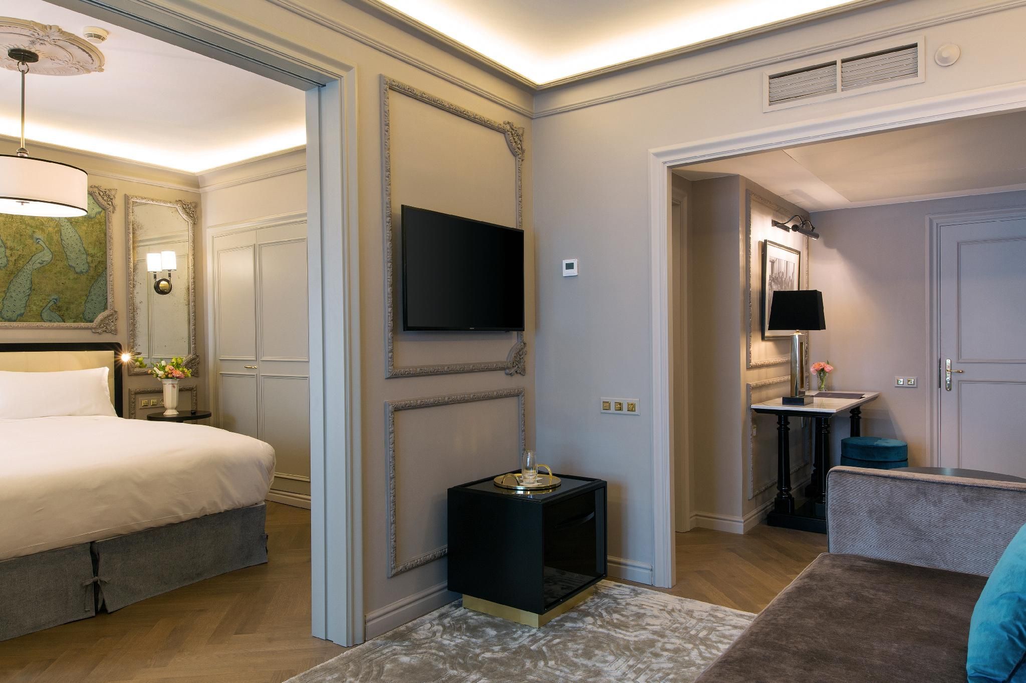 undefined El Avenida Palace Hotel 5