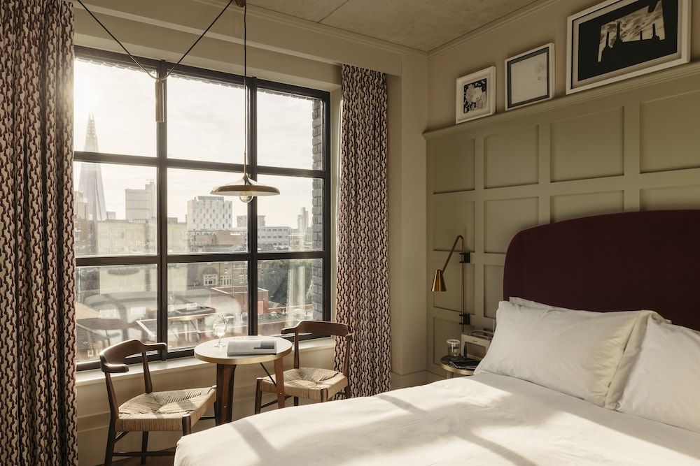 undefined The Hoxton Southwark