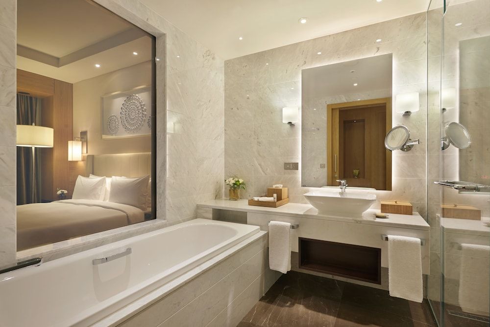 Hyatt Regency Tashkent Deluxe Room, 1 King Bed 2