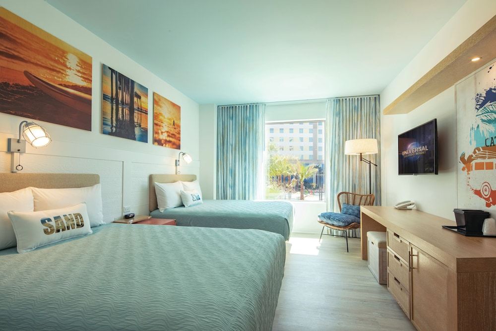 undefined Universal's Endless Summer Resort - Dockside Inn and Suites 3