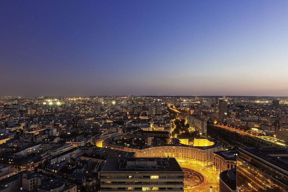 undefined Pullman Paris Montparnasse Hotel 5