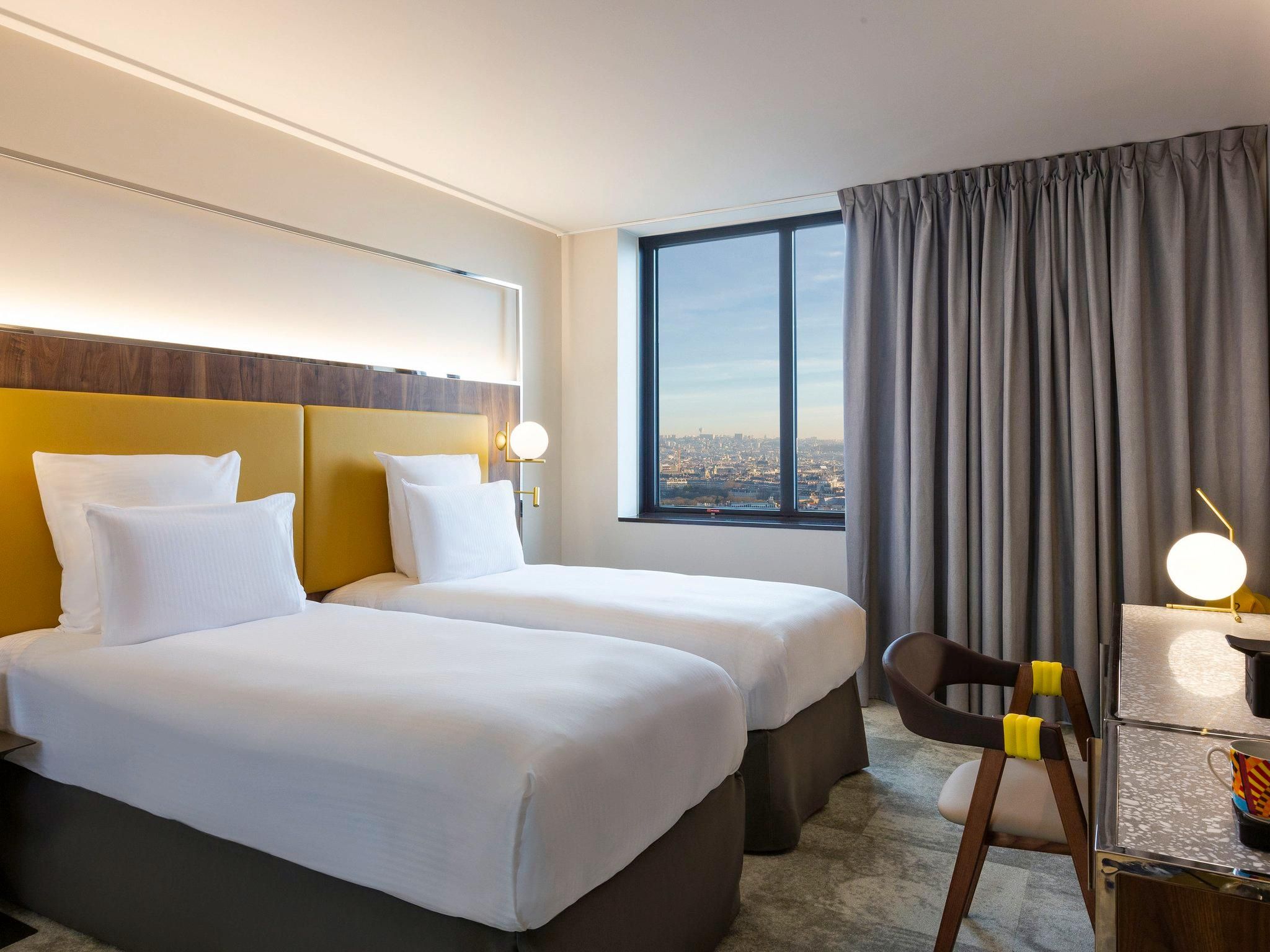 Deluxe Room with 2 Twin Beds
