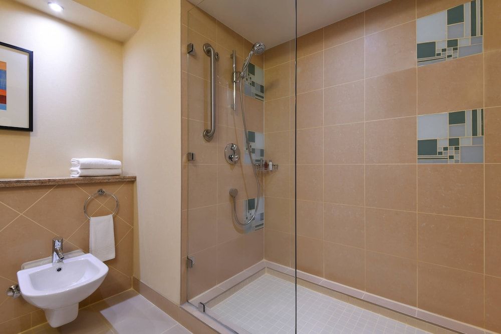 Marriott Marquis City Center Doha Hotel Family Double Room, 1 Double Bed, Non Smoking 8