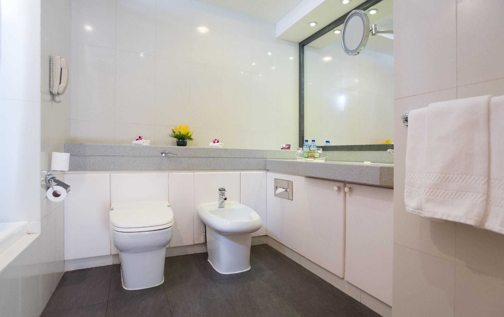 Millennium Plaza Downtown Suites Dubai Junior Suite 3