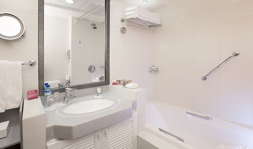 undefined Millennium Plaza Downtown Suites 6