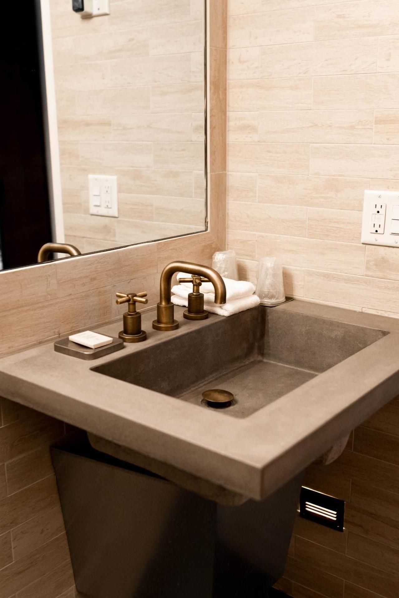 undefined Renaissance New York Chelsea Hotel 9