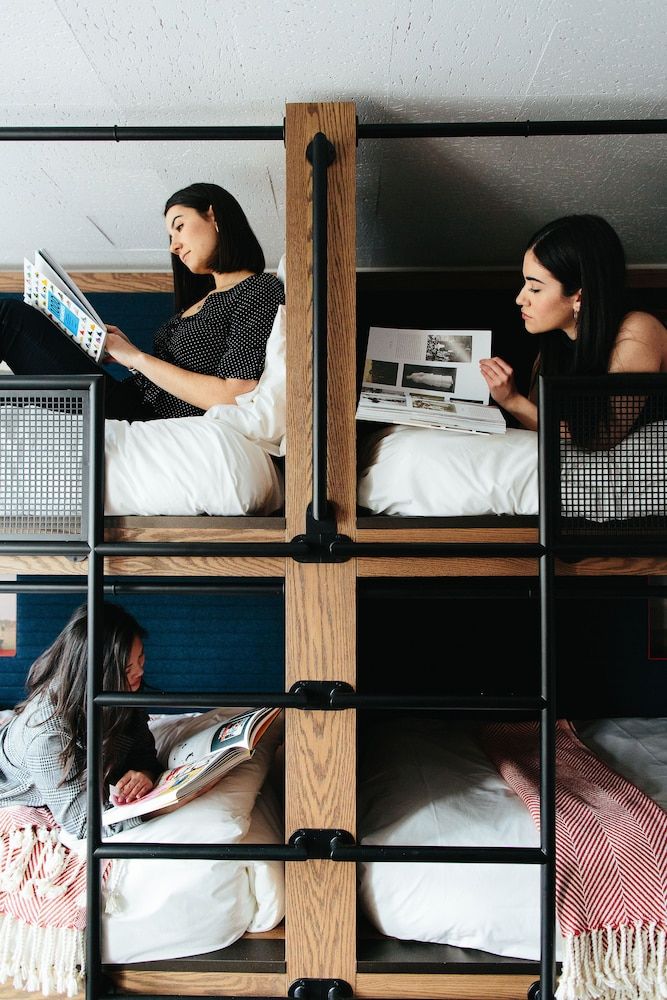 The Revolution Hotel Standard Room, Multiple Beds (Bath down the hall) 3