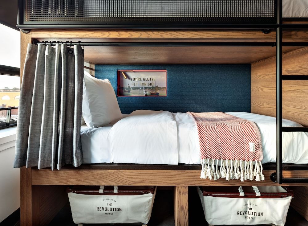 The Revolution Hotel Standard Room, Multiple Beds (Bath down the hall) 5