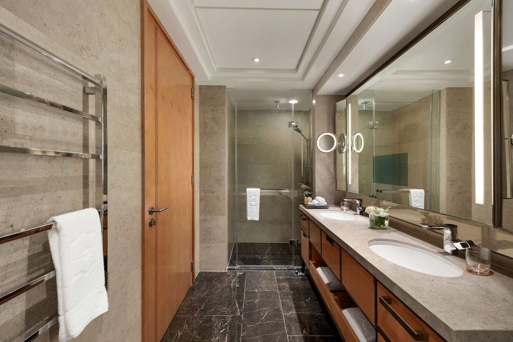 Shangri-La The Shard, London Premier Shard Room King 5