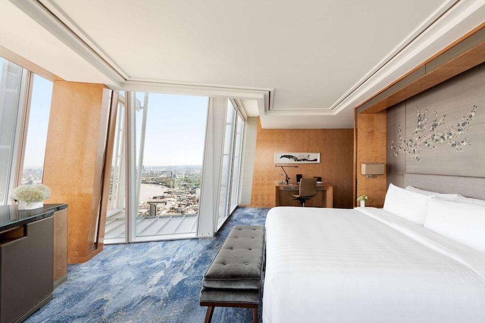 Iconic City View Room - 1 King