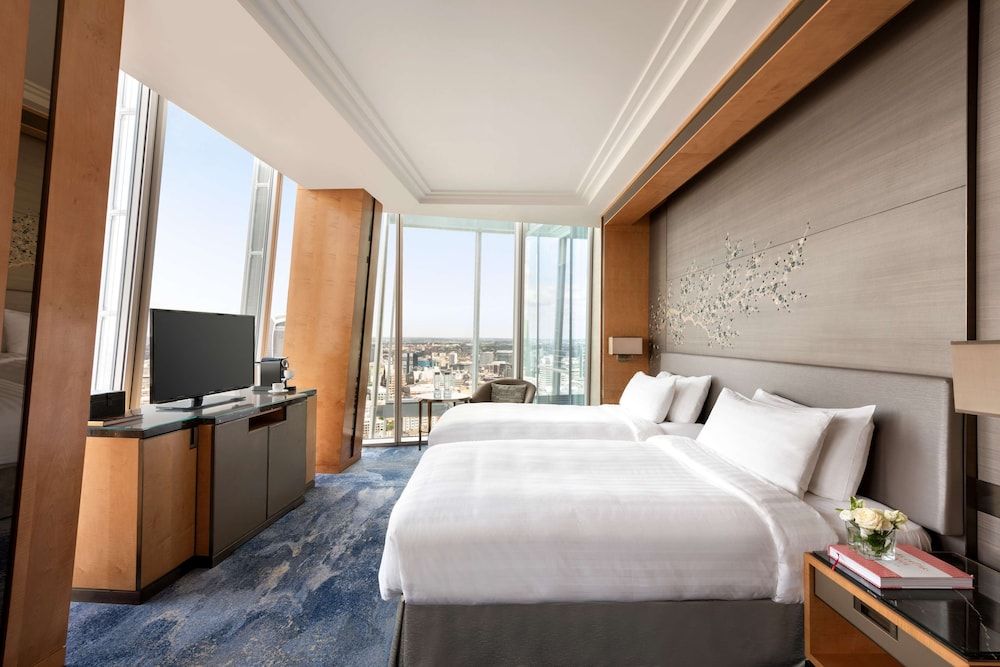 Deluxe Room, 2 Twin Beds, City View