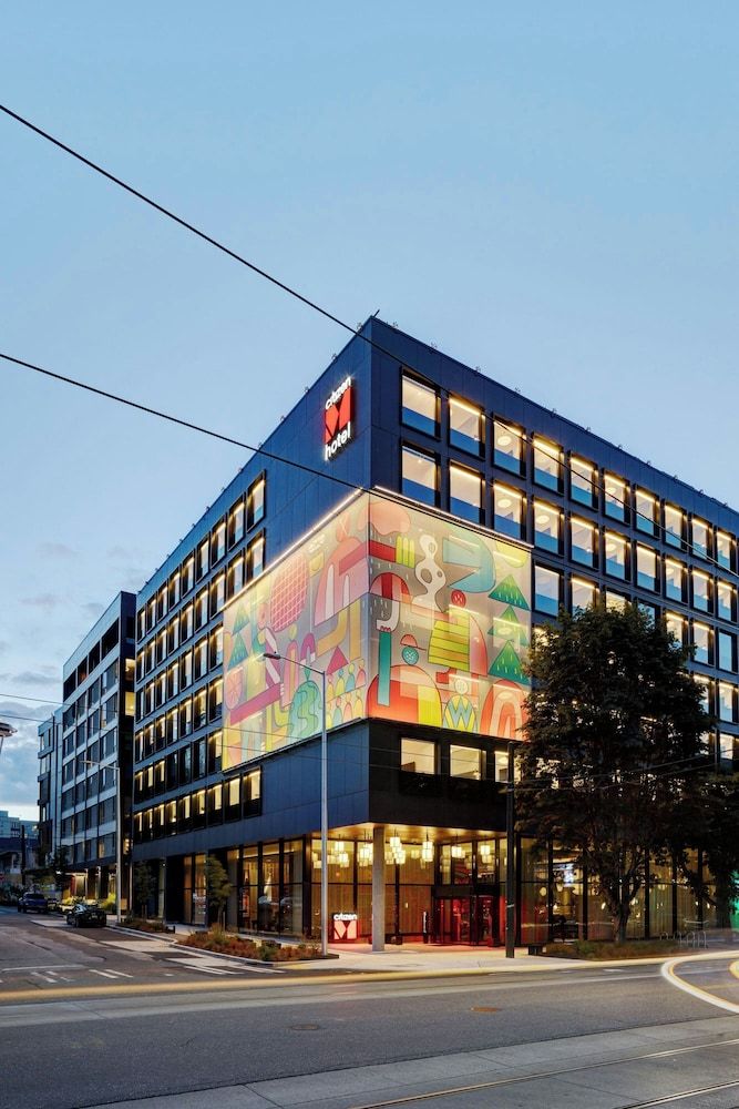 undefined citizenM Seattle South Lake Union 3