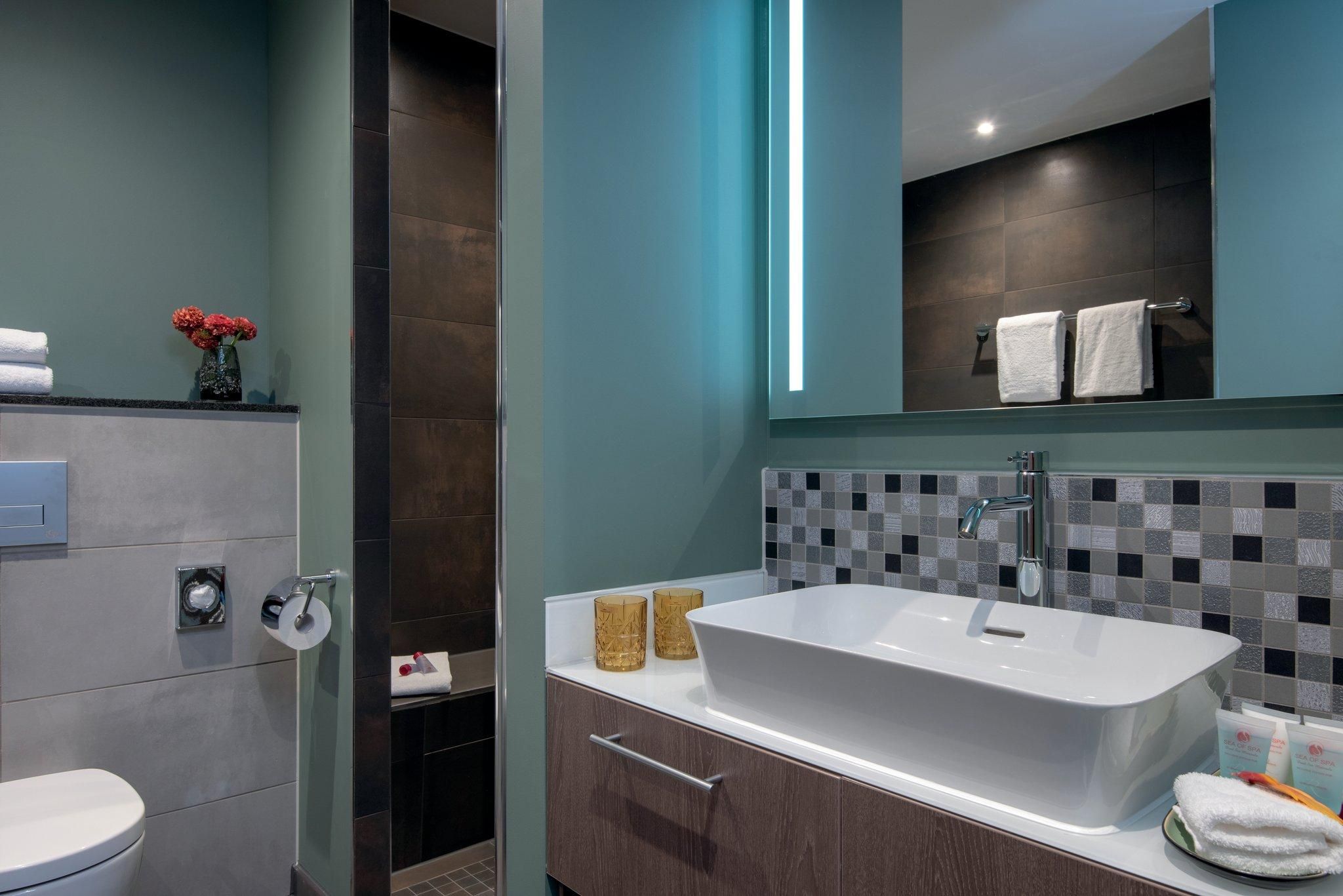 undefined Leonardo Royal Hotel Amsterdam 8