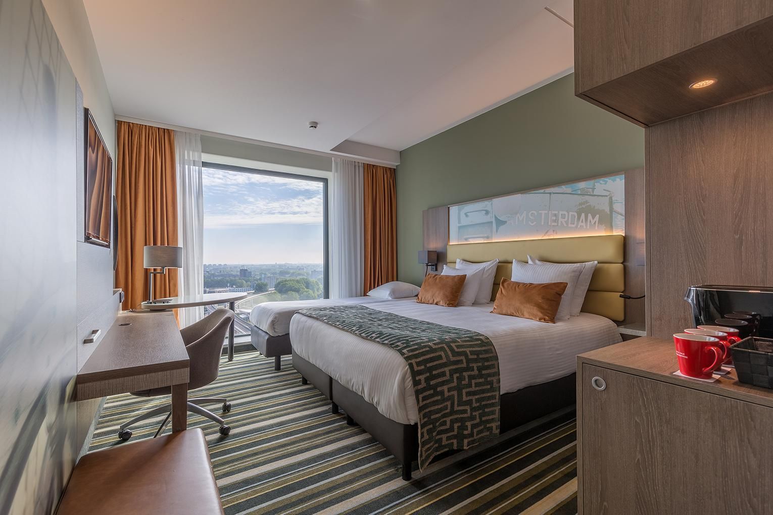Deluxe Room 1 King Bed 1 Single Bed Upper Floors