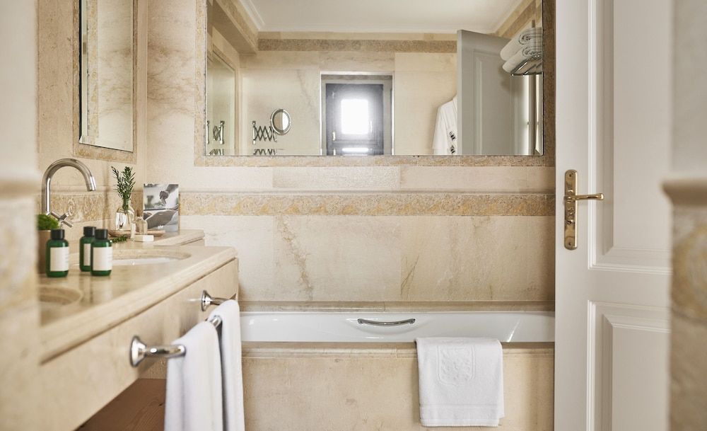 Marbella Club Hotel Golf Resort & Spa Deluxe Double Room 3