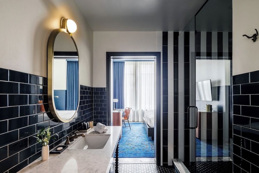Studio Suite, 1 King Bed (Platinum)
