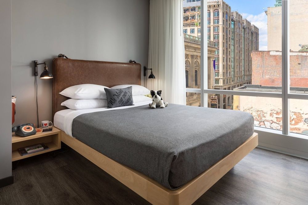 Moxy Boston Downtown Room, 1 Queen Bed (Hearing Accessible) 3