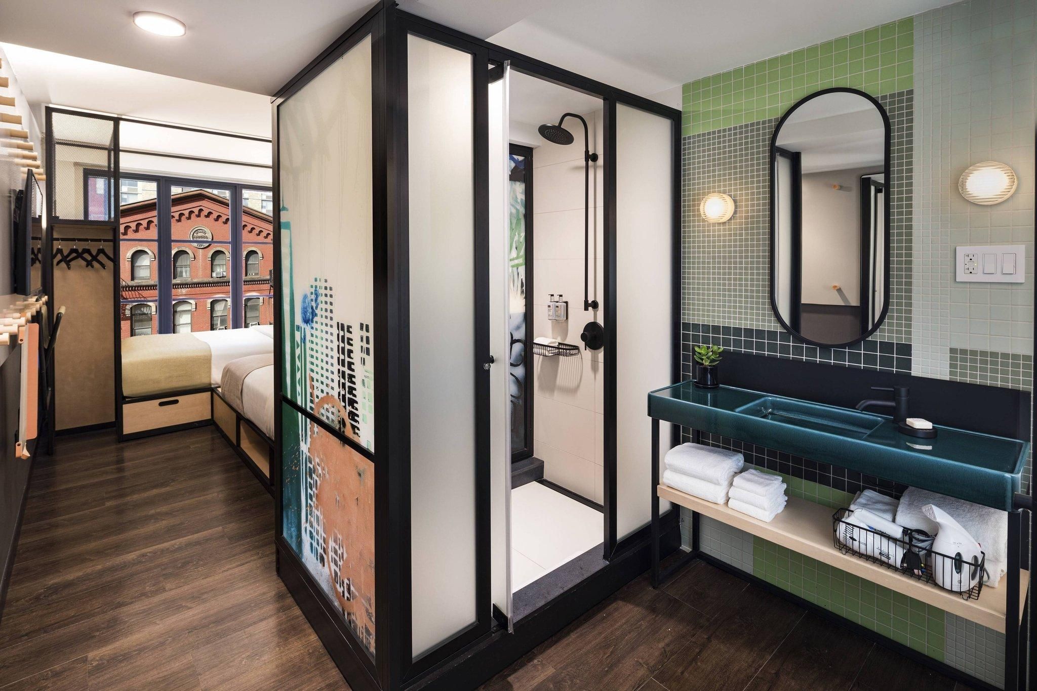 Double Double, Guest room, 2 Double