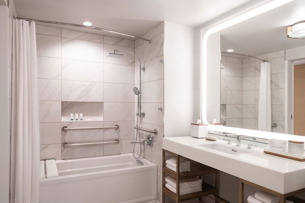 Room, 2 Queen Beds, Park View
