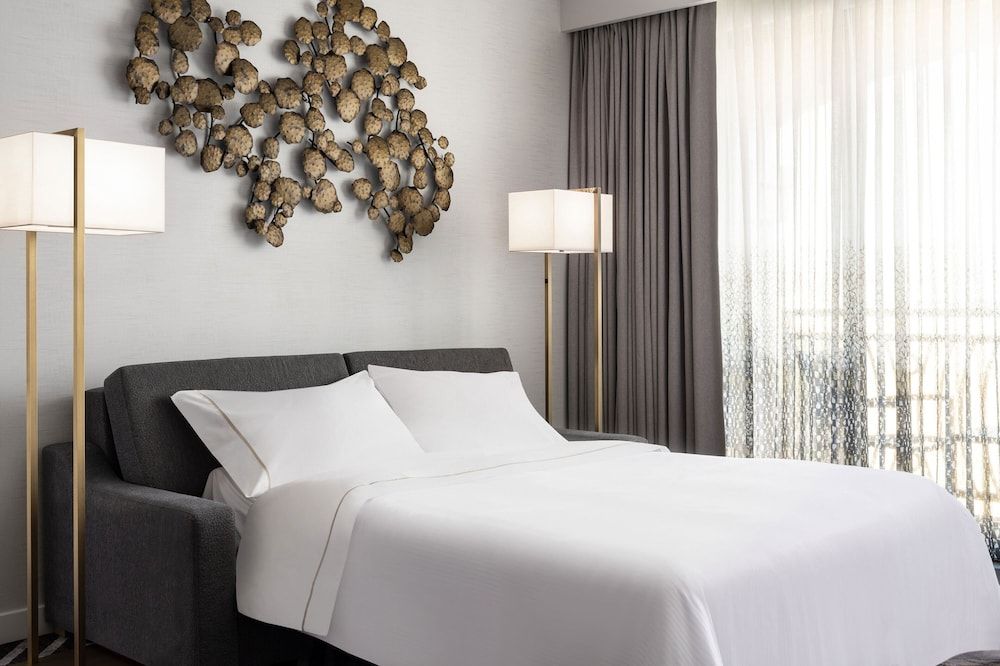 Suite, 1 Bedroom, Park View