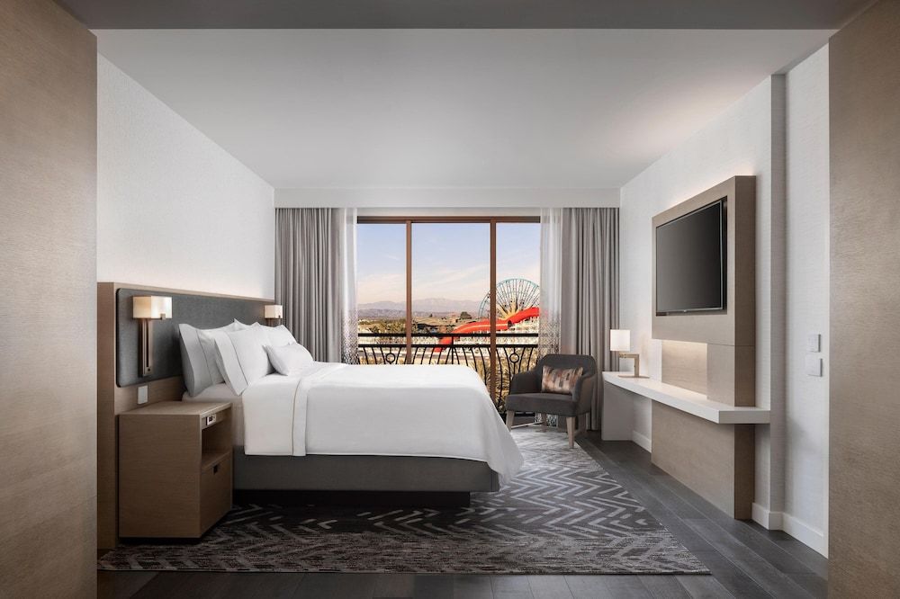 Suite, 1 Bedroom, Park View