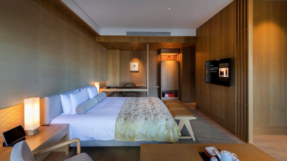 The Okura Tokyo Heritage Room Bath with view King (No club lounge access, No heritage benefit) Junior Suite 60sqm