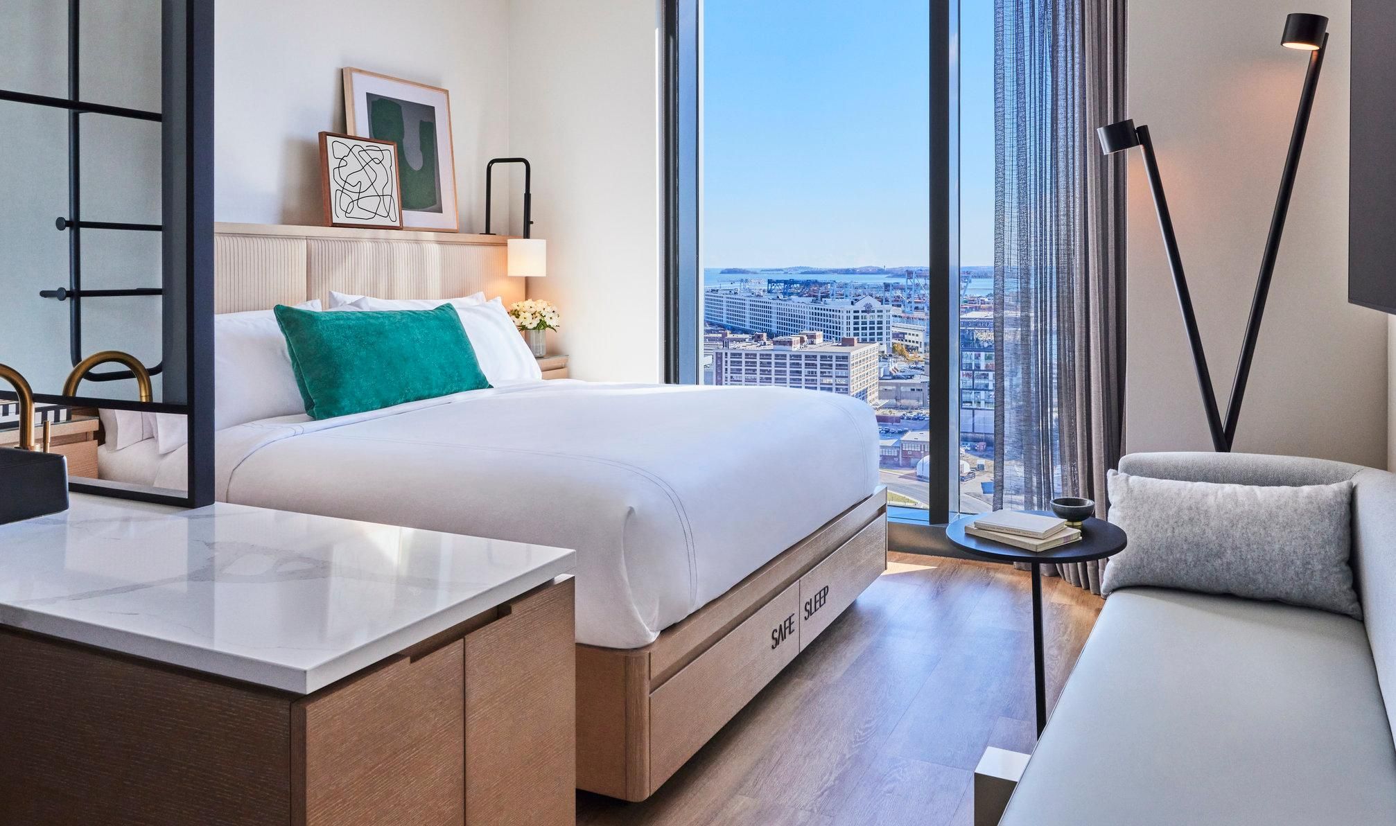 Artist Tower Studio 1 King Bed