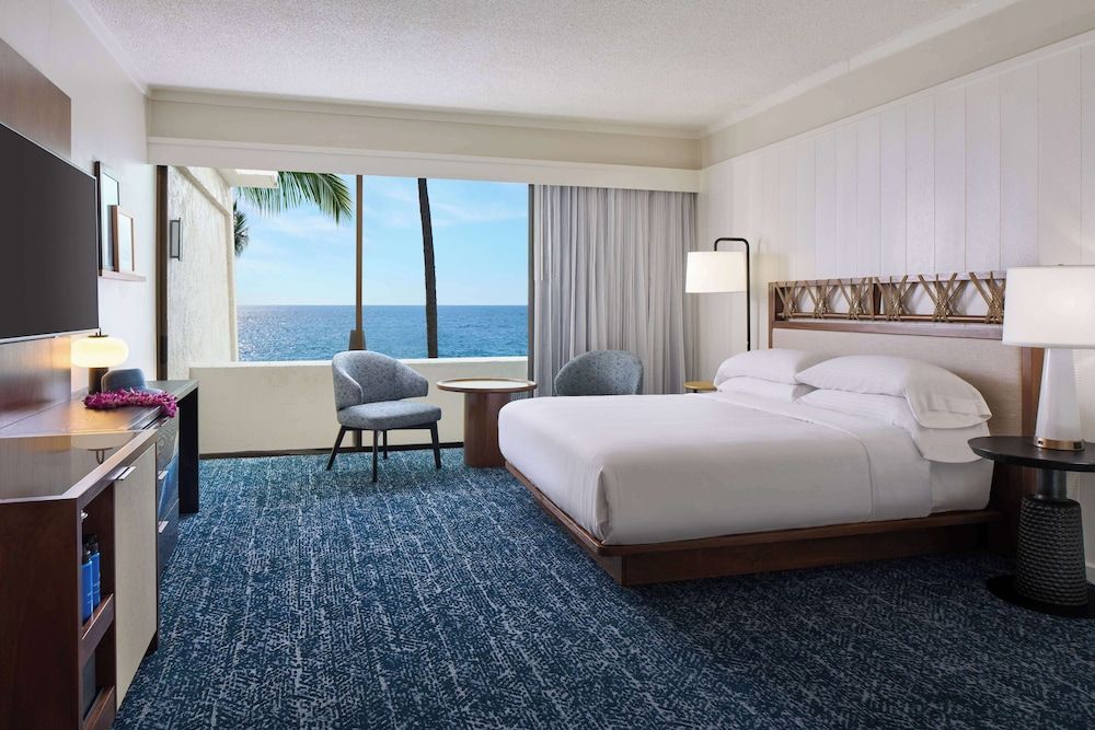 Club Suite, 1 King Bed with Sofa bed, Oceanfront