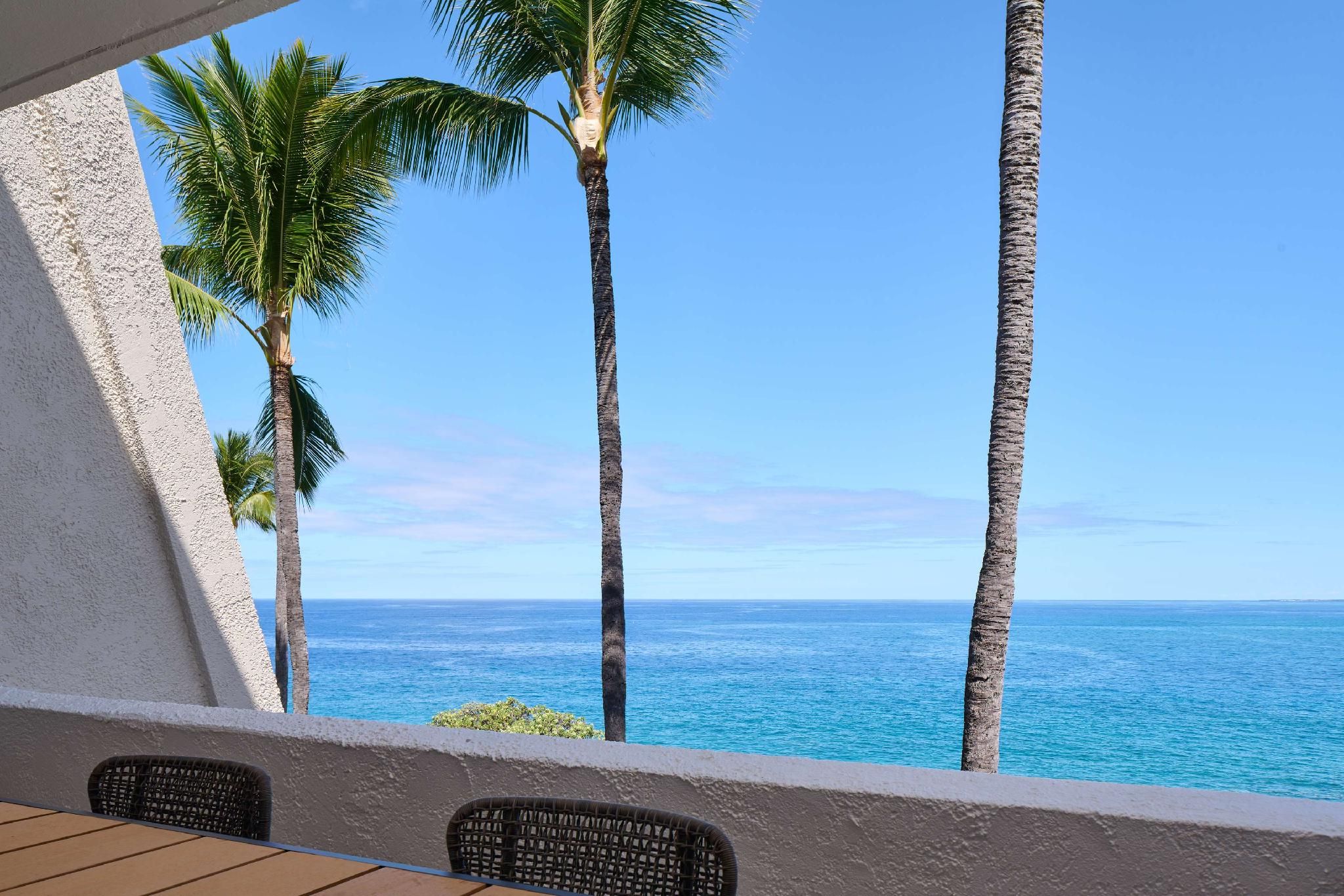 Club Oceanfront Room with 2 Double Beds